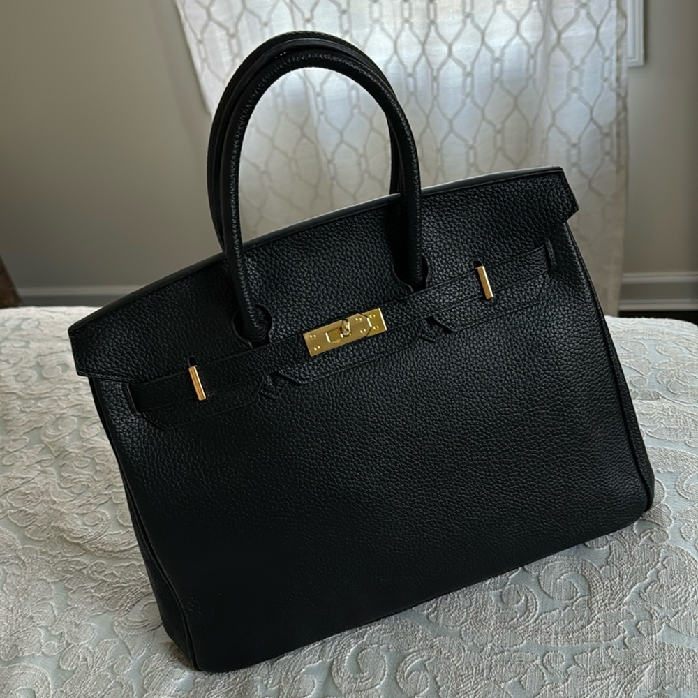 Black purse